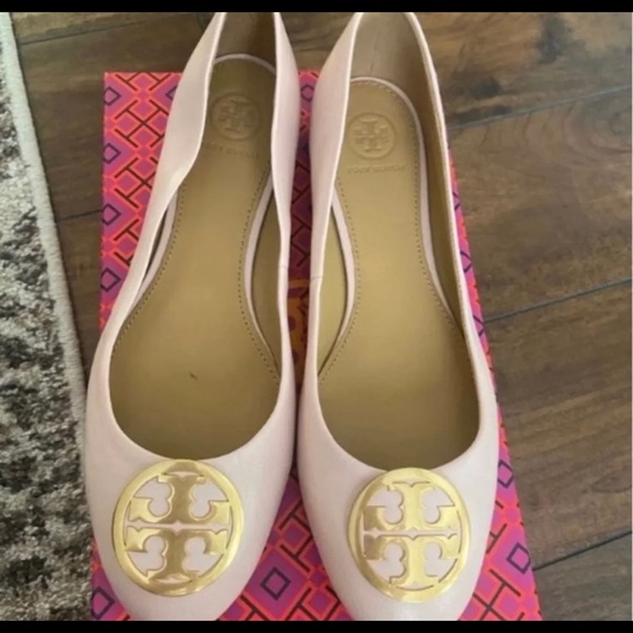 Brand New Tory Burch Flats - Picture 1 of 4